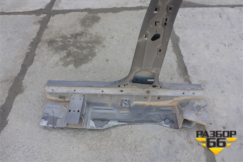 Порог со стойкой правый для Ford Focus 3 с 2011г