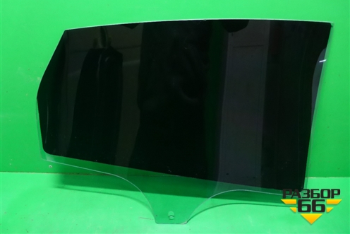Стекло двери задней левой (хетчбэк 2011г) (BM51A25713A) для Ford Focus 3 с 2011г
