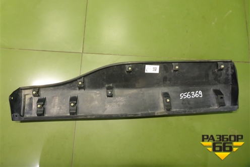 Накладка двери задней левой (7507842040) для Toyota Rav-4 с 2018г (Рав 4)