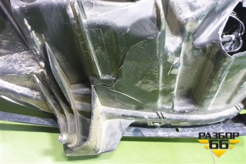 Фара левая (галоген) (ES7313W030ED) для Ford Mondeo 5 с 2015г