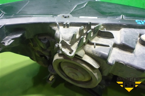 Фара левая (галоген) (ES7313W030ED) для Ford Mondeo 5 с 2015г
