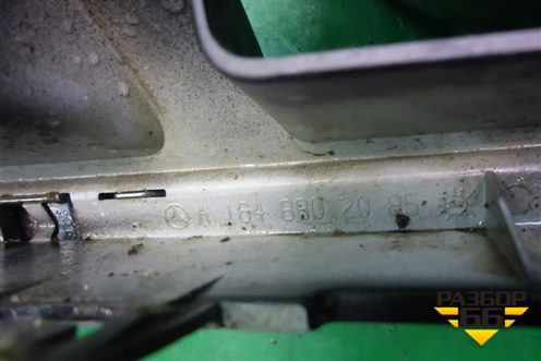 Решетка радиатора (после 2008г) (A1648802085) для Mercedes Benz ML-Klass W164 c 2005-2011г