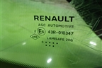 Стекло лобовое (с обогревом под датчик дождя 2020г) для Renault Kaptur с 2016г