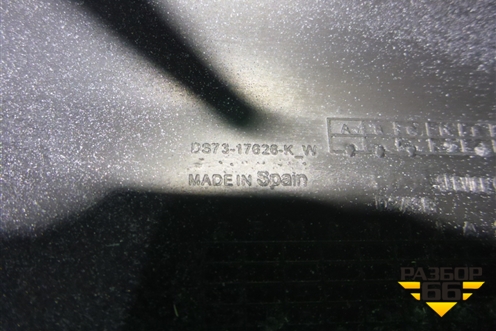 Накладка переднего бампера правая (DS7317626) для Ford Mondeo 5 с 2015г