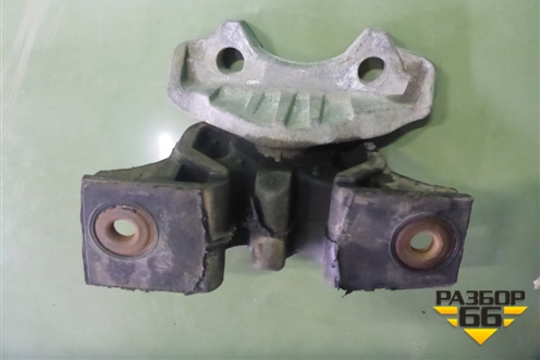 Опора двигателя правая (13248181) для Opel Meriva с 2003-2010г