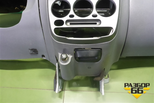 Торпедо не под AIR BAG для Hyundai Aсcent с 2000г