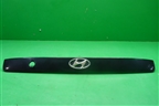 Накладка крышки багажника (8737125001) для Hyundai Aсcent с 2000г