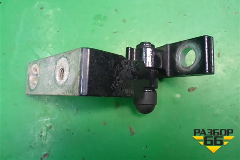 Петля двери передней правой верхняя (7L0831402B) для Volkswagen Touareg c 2002-2010г