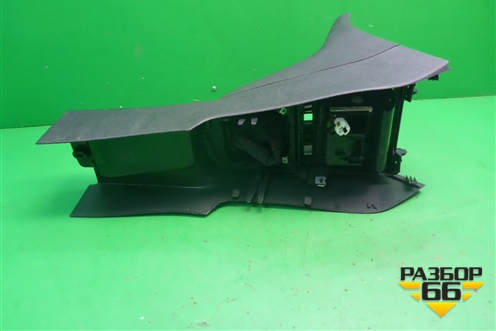 Консоль (5K0863243C) для Volkswagen Golf VI с 2009-2012г
