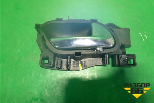 Ручка внутренняя двери передней правой (9660525380) для Peugeot 408 с 2012г