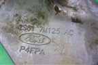 Кронштейн КПП левый (1.4л FXJA МКПП) (2S617M125AC) для Ford Fusion с 2002г