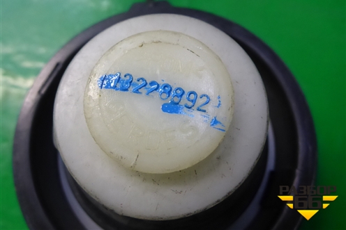 Крышка топливного бака (13228892) для Opel Corsa D с 2006-2014г
