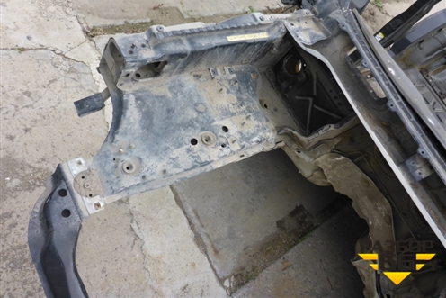 Лонжерон передний правый для Land Rover Discovery 3 с 2004-2009г