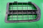 Накладка переднего крыла правого (решетка) (JAK000064) для Land Rover Discovery 3 с 2004-2009г