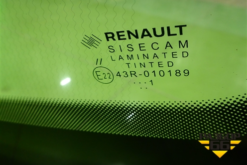 Стекло лобовое (с обогревом, датчик дождя) для Renault Duster II с 2021г