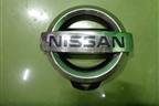 Эмблема (на решетку радиатора под камеру) (623821LB0A) для Nissan Patrol (Y62) с 2010г