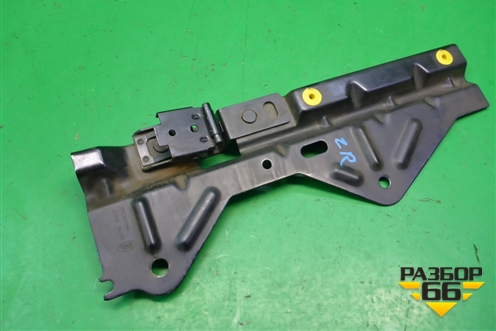 Кронштейн (пола багажника правый) (EPE500144) для Land Rover Range Rover Sport с 2005-2012г