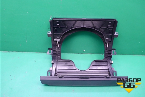 Кожух рулевой колонки (внутренний) (FAI5000100) для Land Rover Range Rover Sport с 2005-2012г