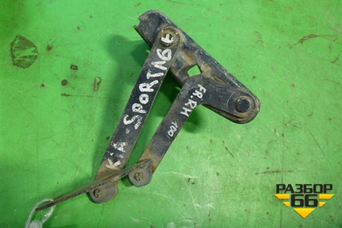 Петля капота правая (0K01852420A) для Kia Sportage с 1994-2004г (Спортеидж1)