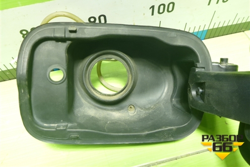 Лючок бензобака (4G0809906C) для Audi A6 (C7) с 2011-2018г (А6)