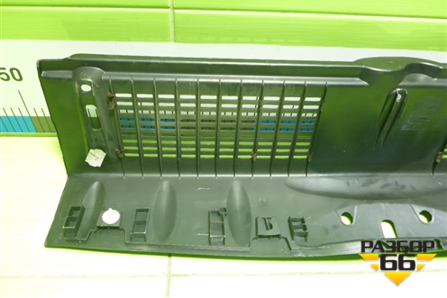 Обшивка багажника на заднюю панель (51477138451) для Mini Cooper R56 с 2005-2014г (Купер)