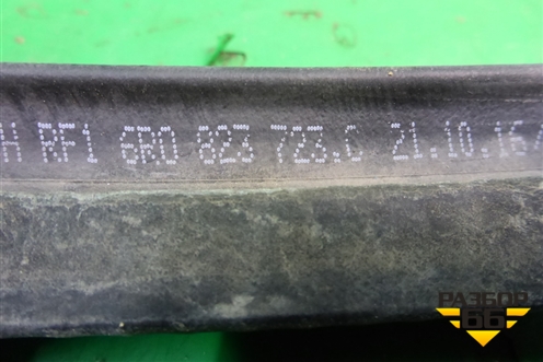 Уплотнитель капота (на решётку стеклоочистителей) (6RO823723C) для Volkswagen Polo (седан) с 2010г