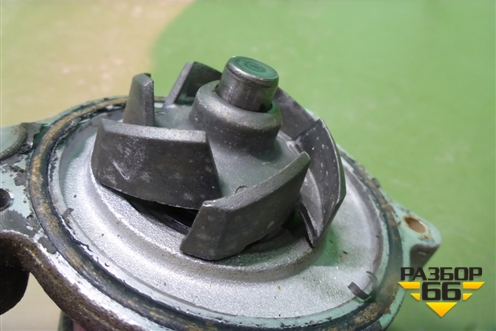Насос водяной помпа (M166E14 1.4л) для Mercedes Benz A140/160 W168 с 1997-2004г