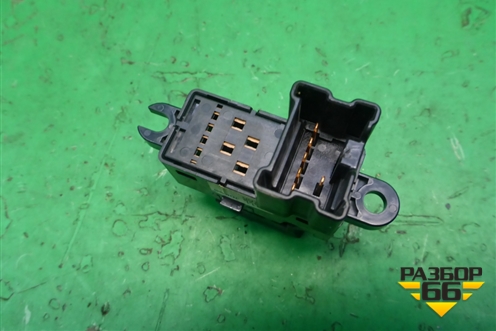 Кнопка стеклоподъёмника (задняя) для Nissan Murano (Z51) с 2007-2015г