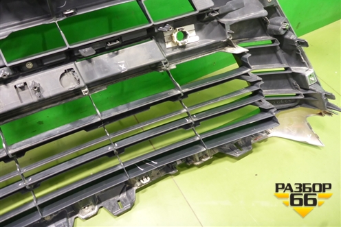 Решетка радиатора (5310160570) для Lexus LX-570 с 2015г (ЛХ)