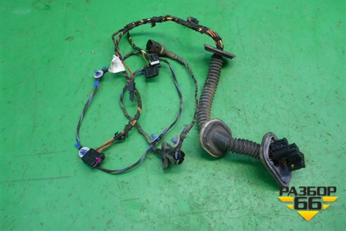 Проводка двери передней левой (7L6971120E) для Volkswagen Touareg c 2002-2010г