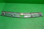 Обшивка багажника на заднюю панель (7L6863459B) для Volkswagen Touareg c 2002-2010г