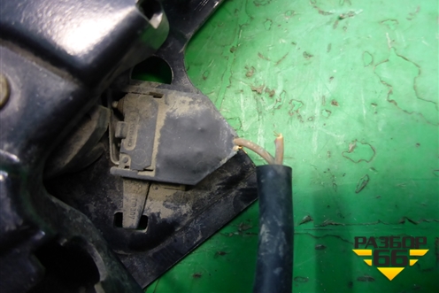 Замок капота (7L0823509A) для Volkswagen Touareg c 2002-2010г