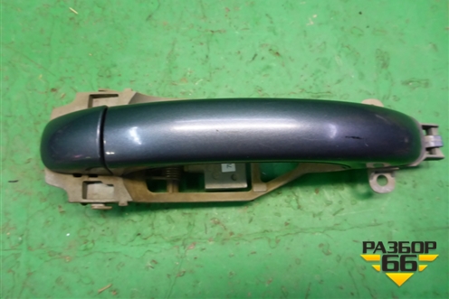 Ручка наружная двери передней правой (7L0837886C) для Volkswagen Touareg c 2002-2010г