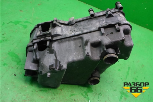 Корпус блока предохранителей (подкапотный) (7L0937576B) для Volkswagen Touareg c 2002-2010г