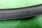 Уплотнитель двери задней левой (7L0867367A) для Volkswagen Touareg c 2002-2010г