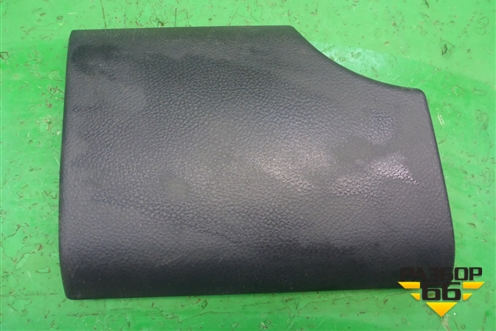 Накладка на торпедо (левая) (68421EM01A) для Nissan Tiida (C11X) с 2004-2013г
