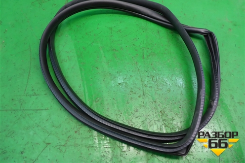 Уплотнитель двери задней левой для Mazda CX 7 с 2006-2012г