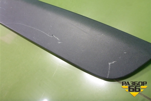 Накладка двери багажника (768020R070) для Toyota Rav-4 с 2018г (Рав 4)