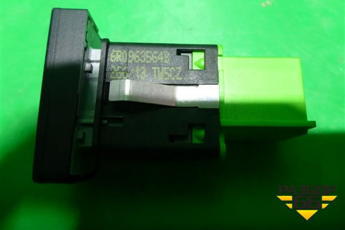 Кнопка обогрева сидений (правая) (6R0963564B) для Volkswagen Polo (седан) с 2010г