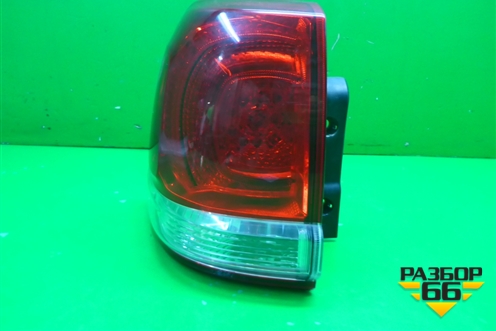 Фонарь задний наружный левый (до 2012г) (8156160B80) для Toyota Land Cruiser (200) с 2008г (Ленд Крузер)