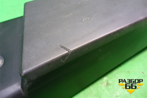 Накладка стойки (центральной правой) (8200073436) для Renault Megane 2 с 2002-2009г