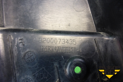 Накладка стойки (центральной левая) (8200073435) для Renault Megane 2 с 2002-2009г