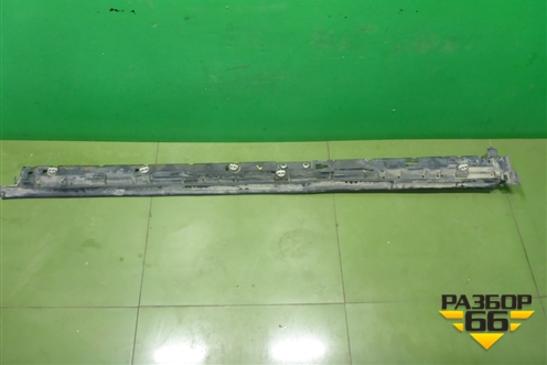 Накладка на порог наружная левая (EG2151PS1) для Mazda CX 7 с 2006-2012г
