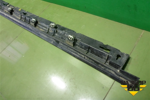 Накладка на порог наружная правая (EG2151PK1) для Mazda CX 7 с 2006-2012г