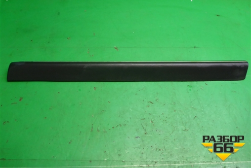 Накладка двери задней правой (EH6651RC1) для Mazda CX 7 с 2006-2012г