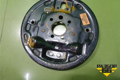Кожух тормозного барабана (правого) (6RU609076J) для Volkswagen Polo (седан) с 2010г
