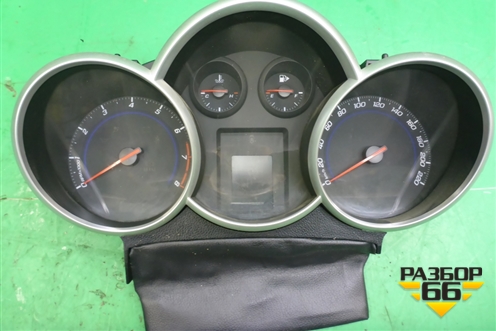 Щиток приборов МКПП (95080027) для Chevrolet Cruze c 2009-2015г