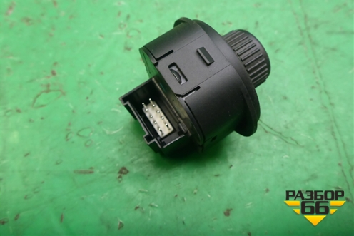 Переключатель регулировки зеркал (5JB959565) для Skoda Rapid с 2013г