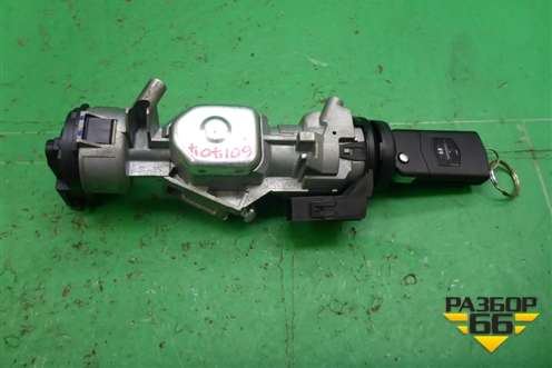 Замок зажигания (МКПП) (3M513F880AC) для Mazda Mazda 3 (BK) с 2003-2009г 
