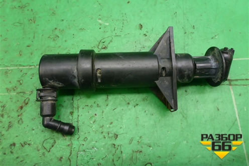 Форсунка омывателя фары левая (без кронштейна) для Mazda Mazda 3 (BK) с 2003-2009г 